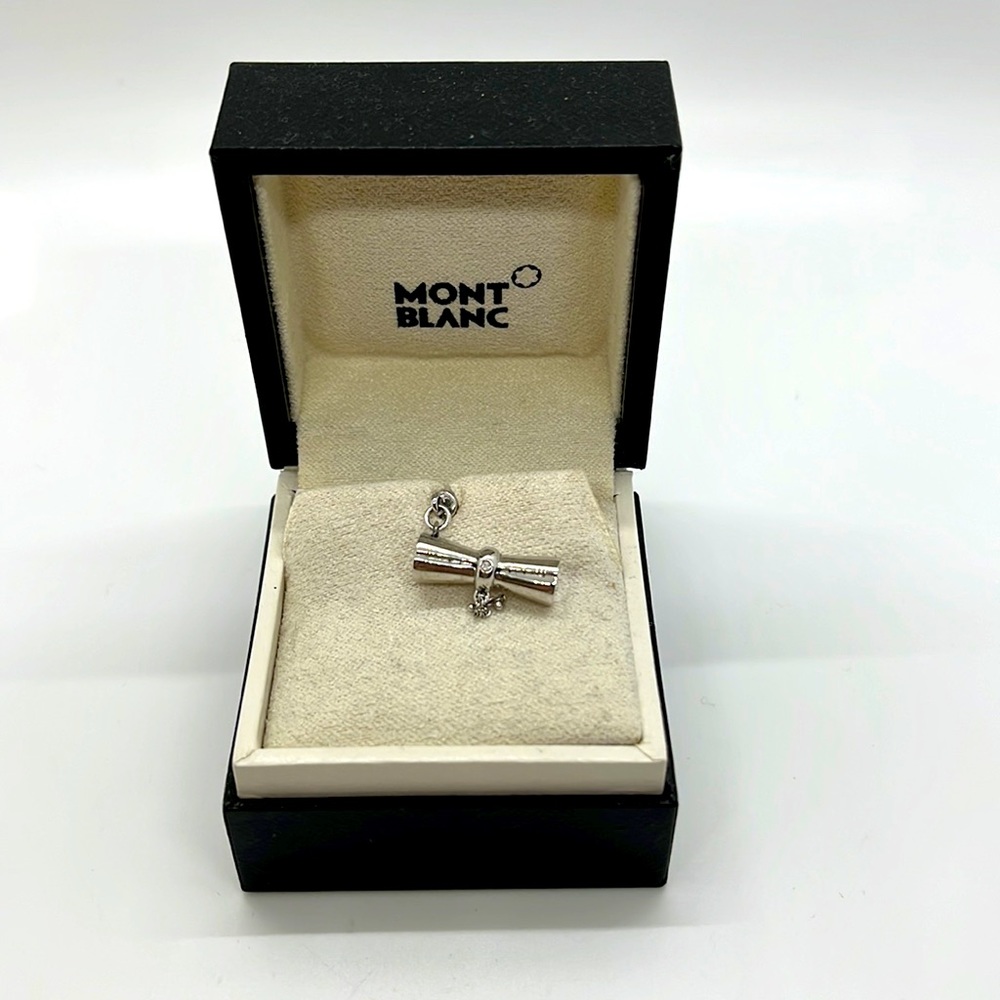 NWT Mont Blanc charm diploma